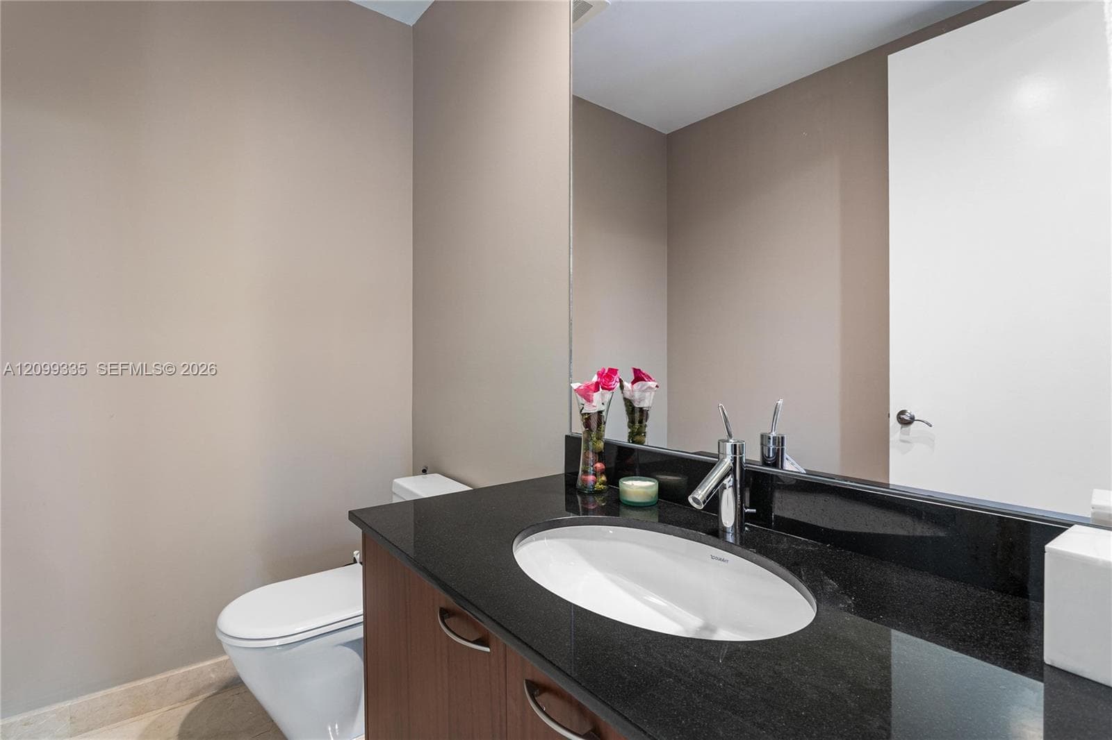 Trump Tower II · #3002 in Sunny Isles Beach - Photo 4