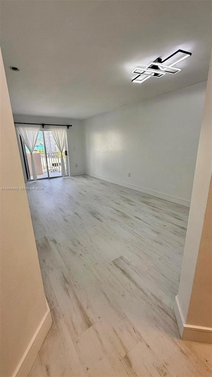 Harding Tower Condo · #412 in Miami Beach - Photo 9