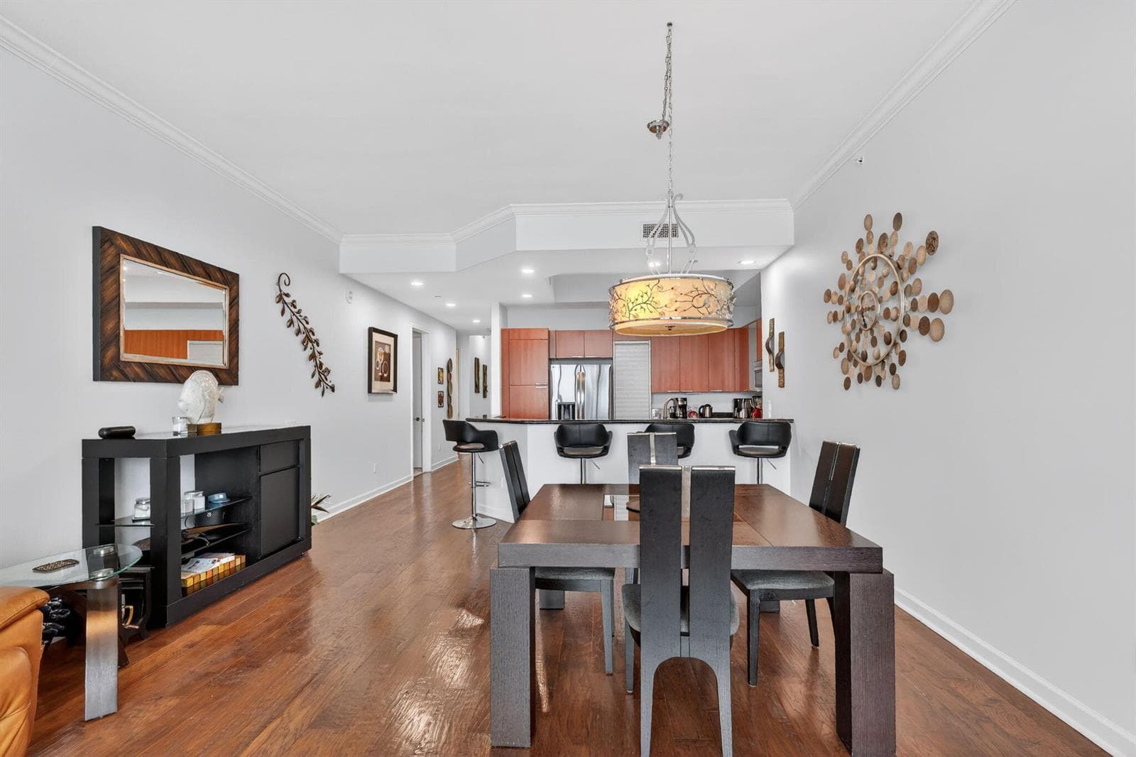Dining / Living