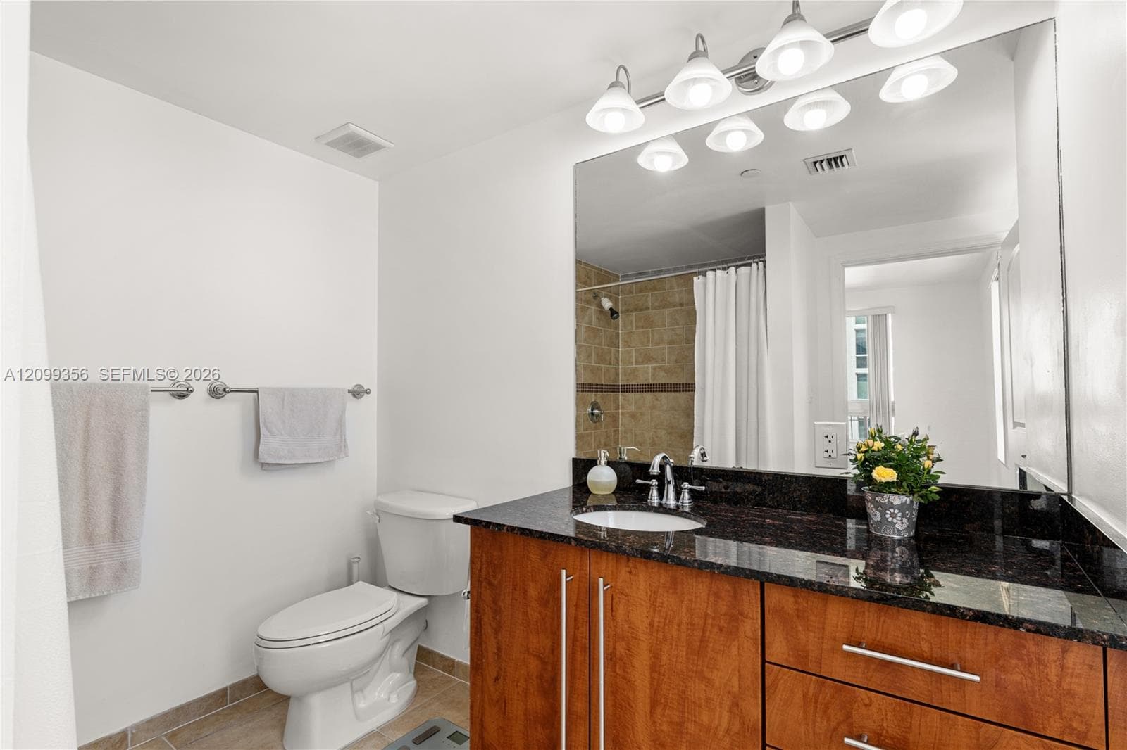 TOSCANO CONDO · #1610S in Miami - Photo 15
