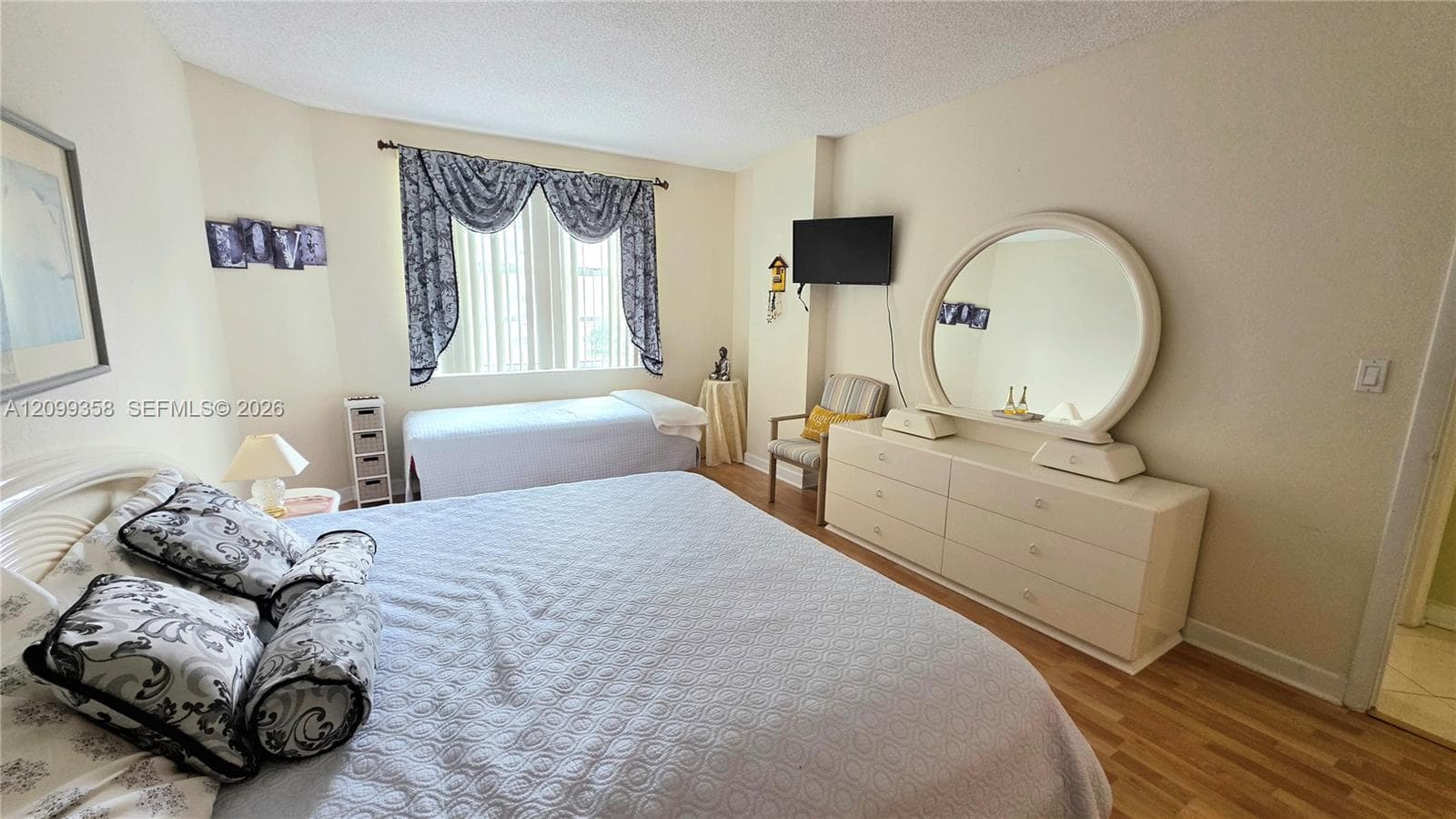 HEMISPHERES CONDO · #6G in Hallandale Beach - Photo 12