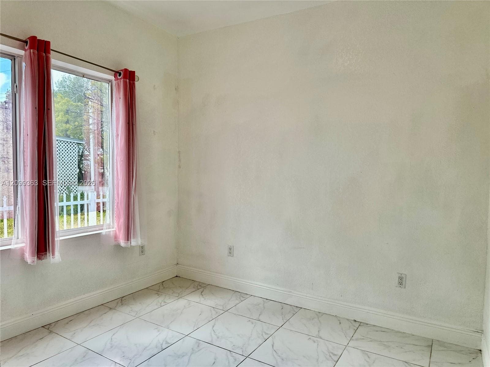 1284 NW 39 ST photo 15