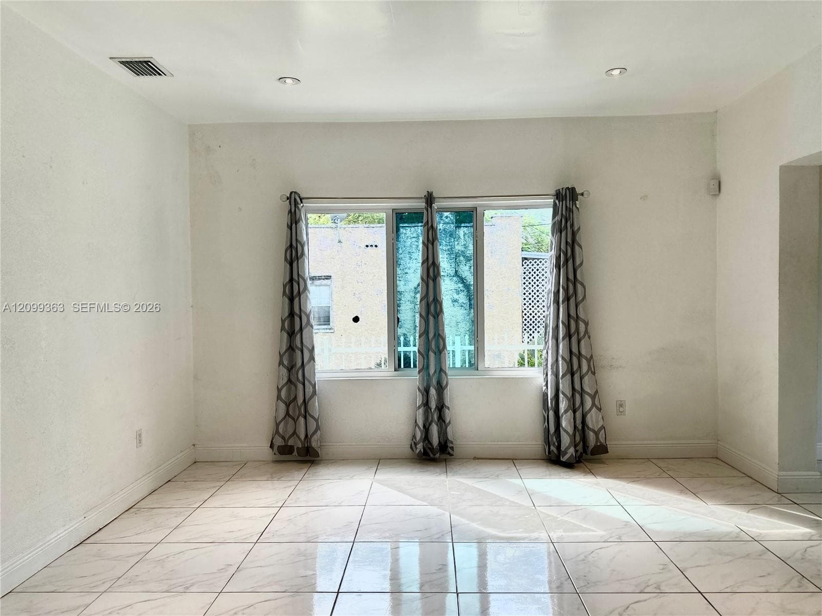 1284 NW 39 ST photo 11