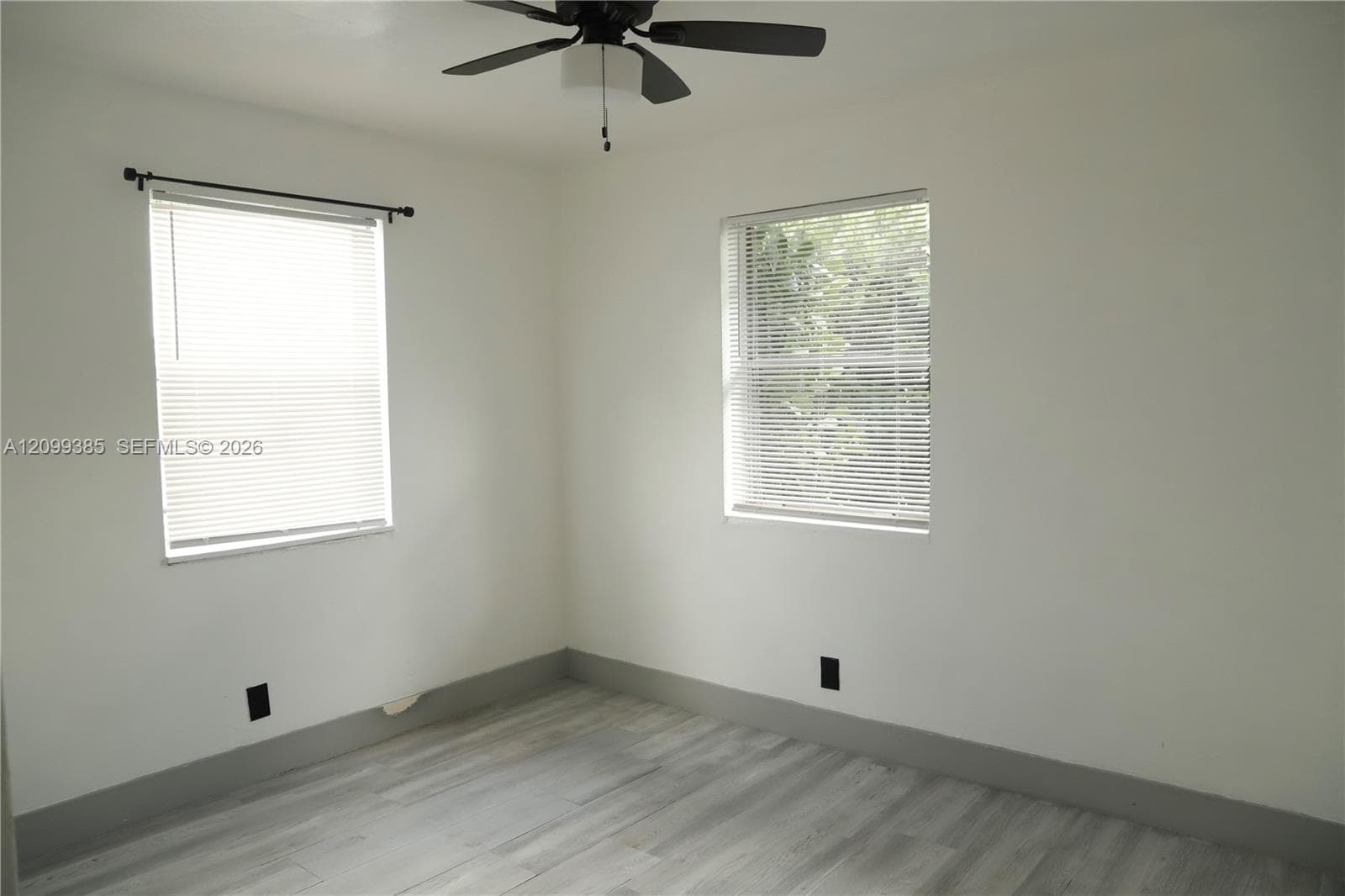OAK ACRES · #1E in Hallandale Beach - Photo 6