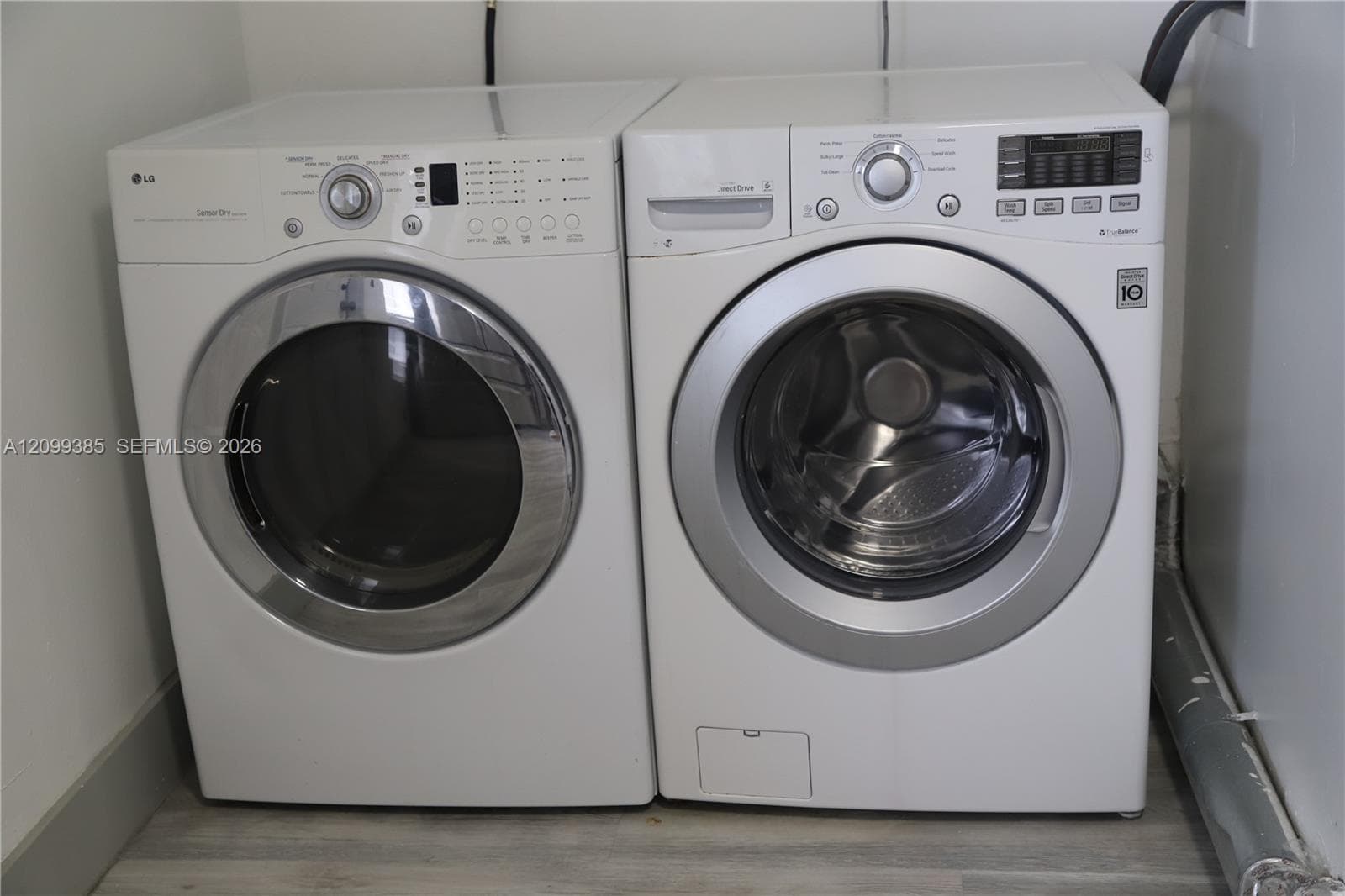 OAK ACRES · #1E in Hallandale Beach - Photo 5