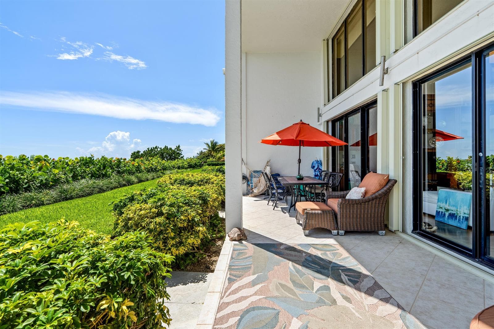 PRIVATE PATIO
