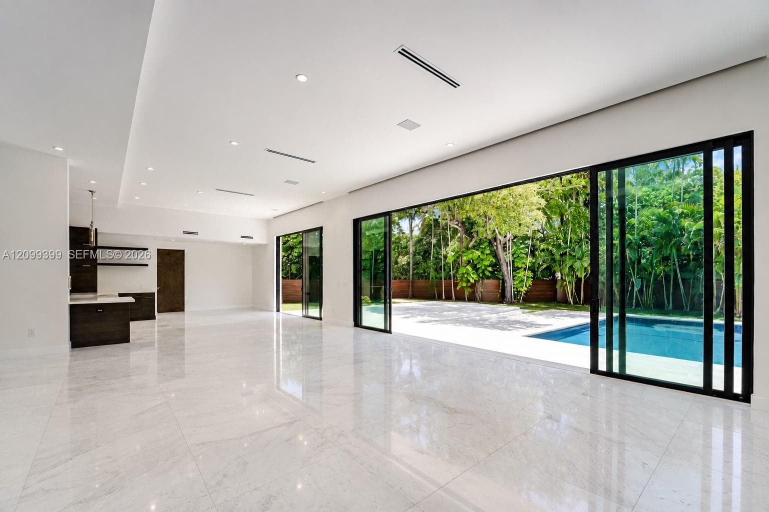 56 Samana Dr photo 7