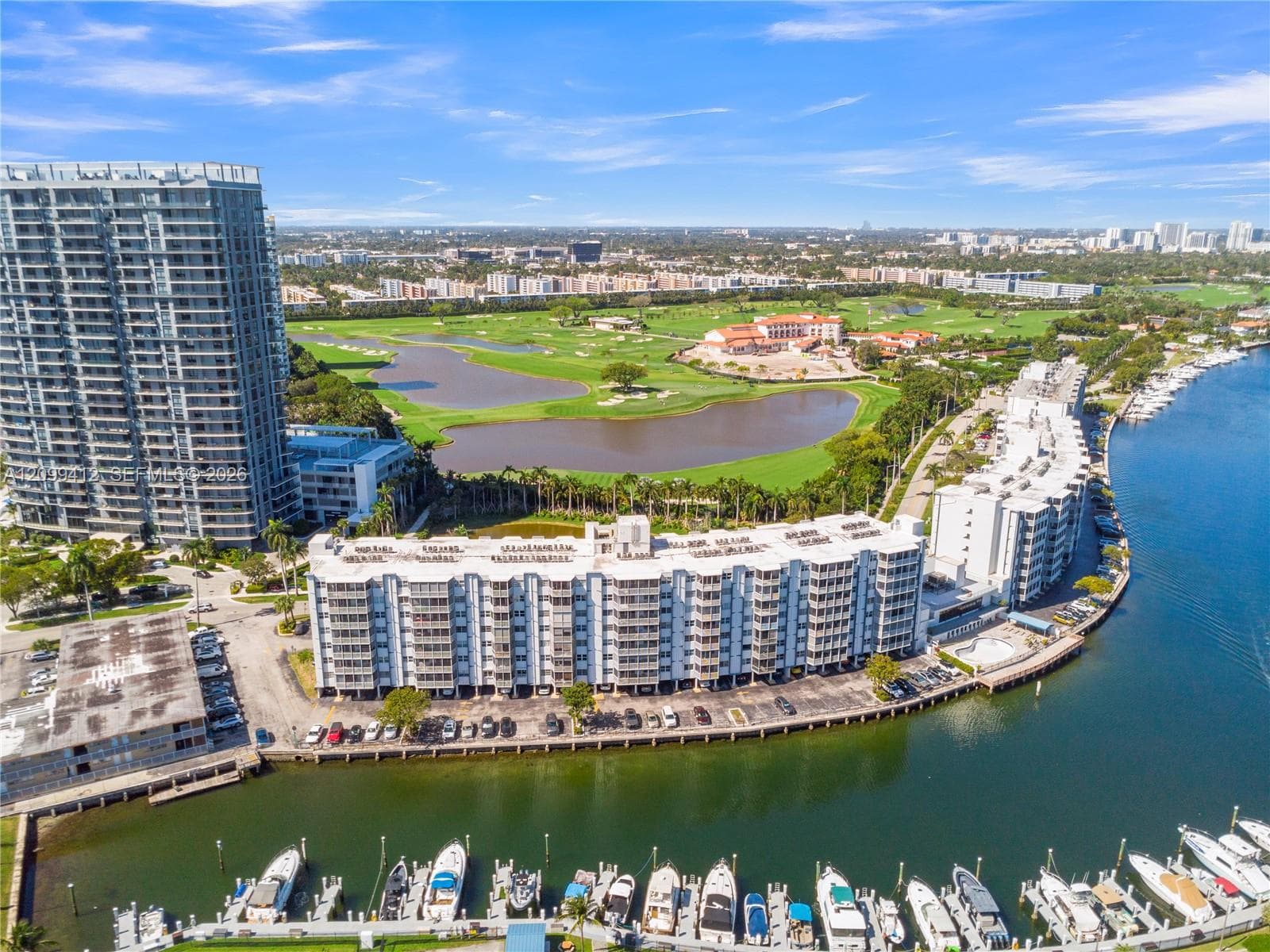 FAIRWAYS RIVIERA CONDO · #229 in Hallandale Beach - Photo 28