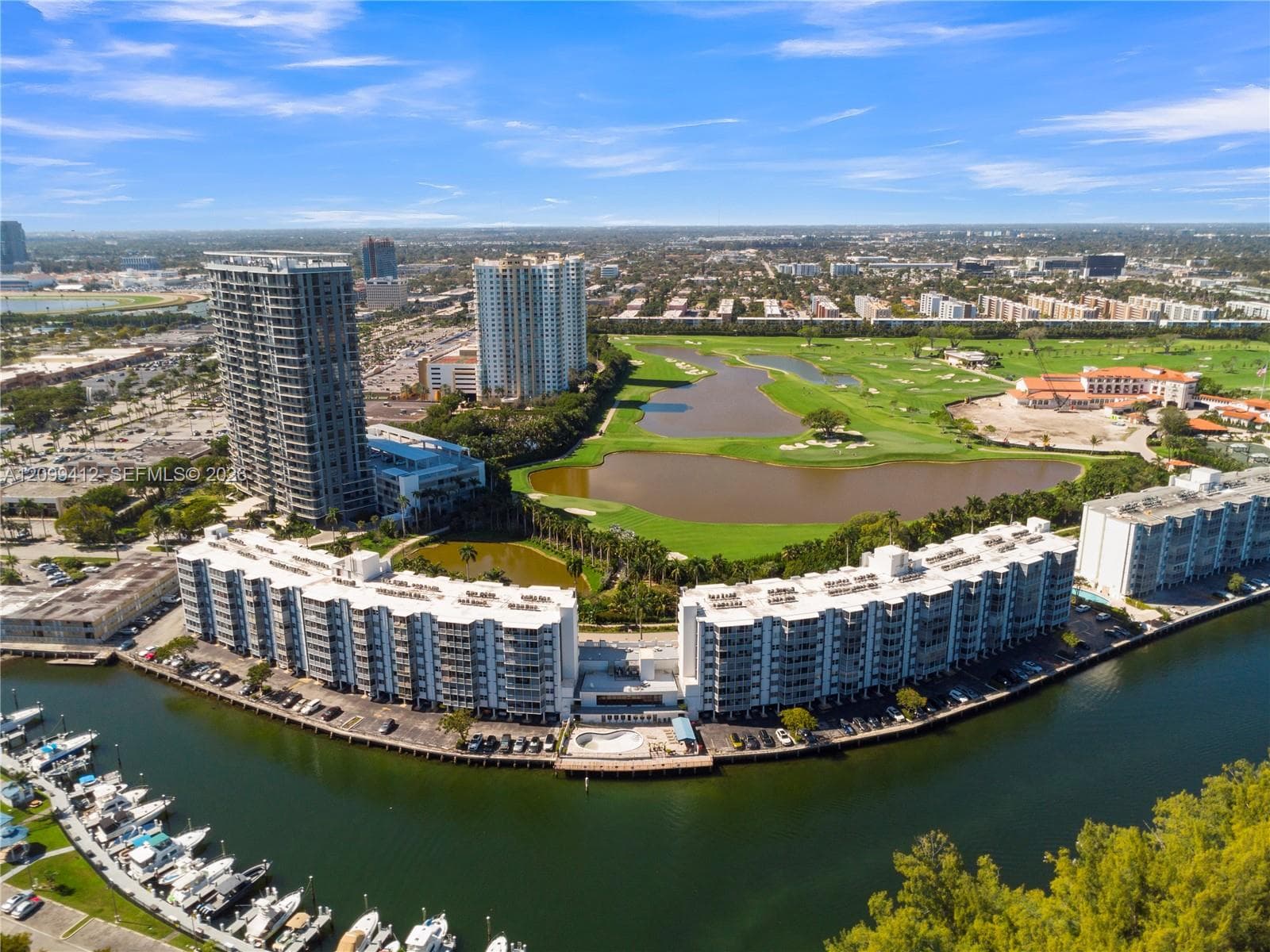 FAIRWAYS RIVIERA CONDO · #229 in Hallandale Beach - Photo 30