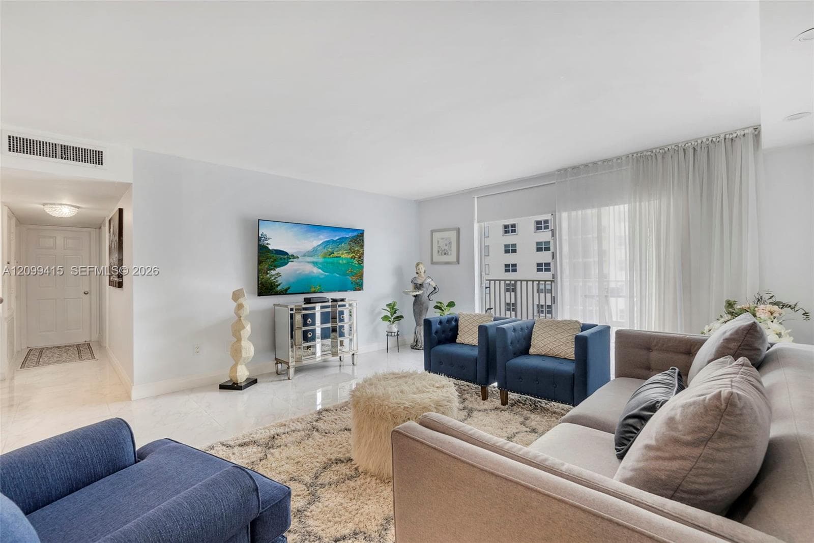 STRATFORD TOWERS CONDO · #905 in Hollywood - Photo 11