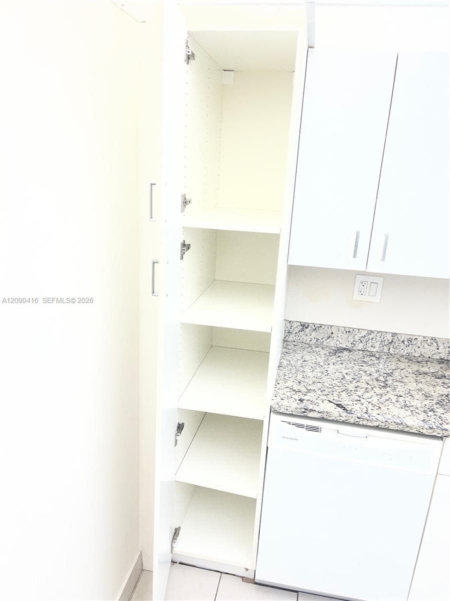 THE CLIPPER AT BISC COVE · #1405 in Aventura - Photo 13