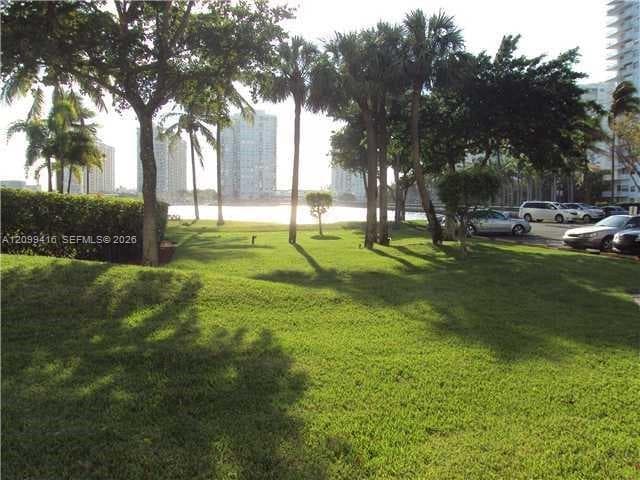 THE CLIPPER AT BISC COVE · #1405 in Aventura - Photo 30