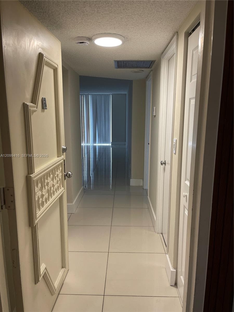 THE CLIPPER AT BISC COVE · #1405 in Aventura - Photo 39