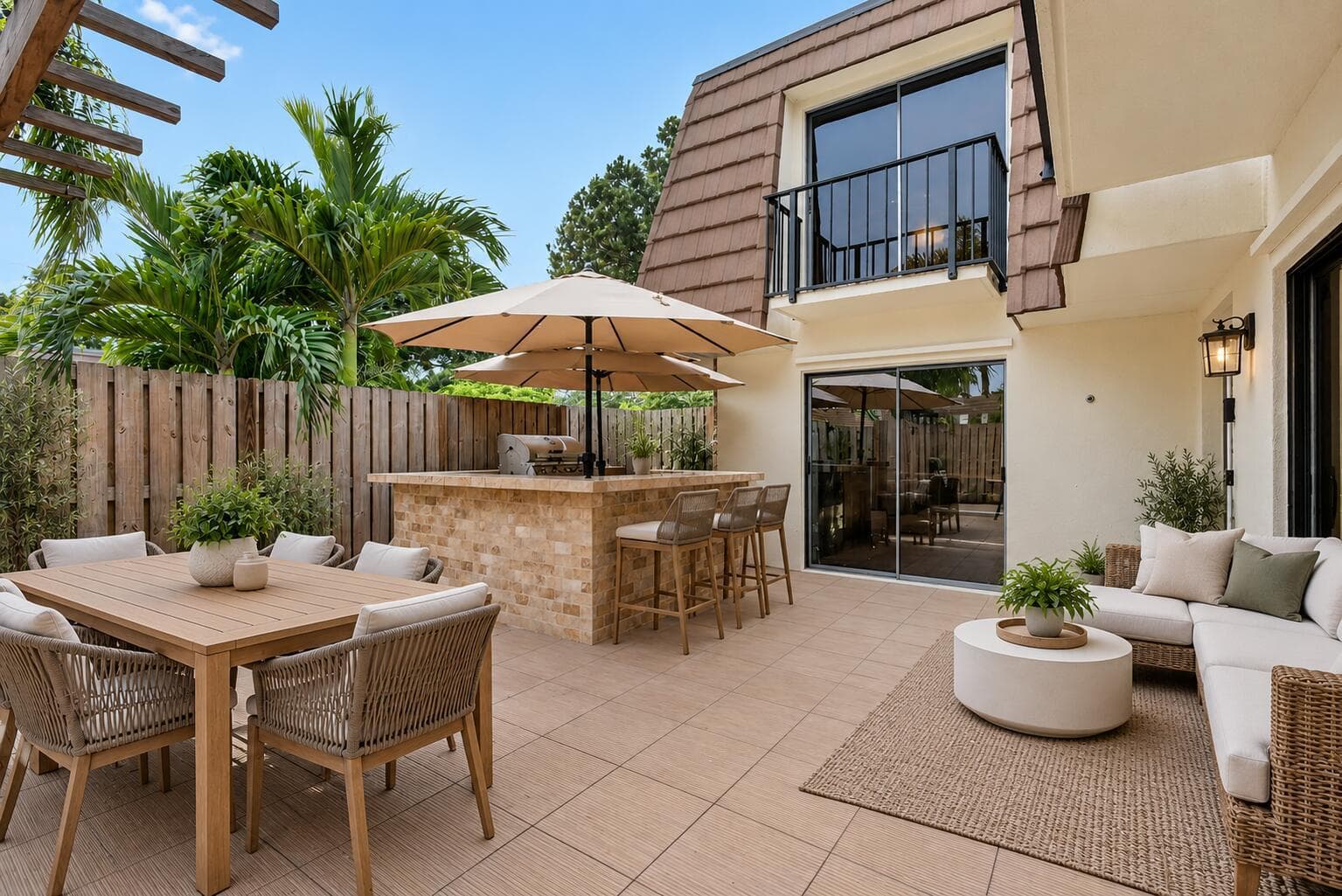 Modern Tropical Patio Retreat