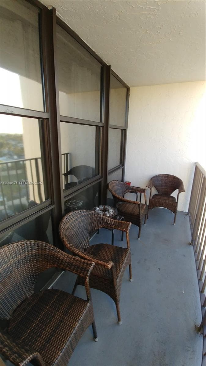 OCEANVIEW PARK CONDO · #825 in Hallandale Beach - Photo 9