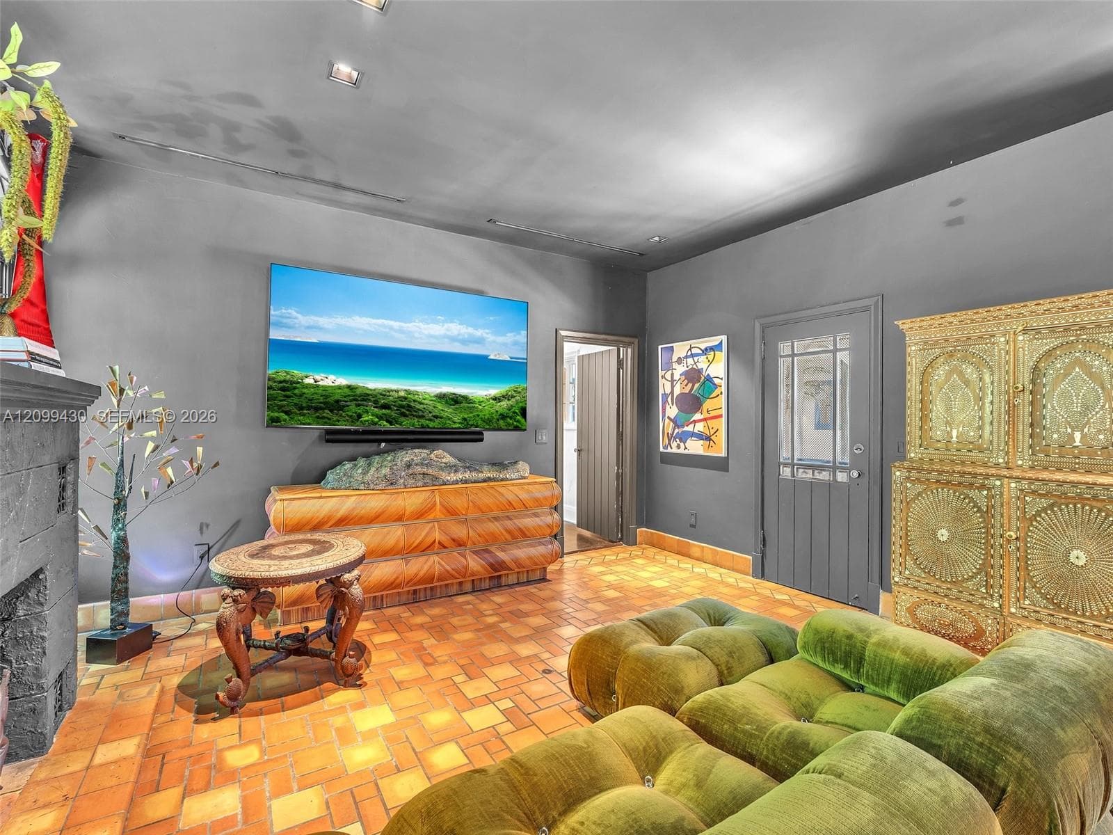 1321 Tyler St photo 24