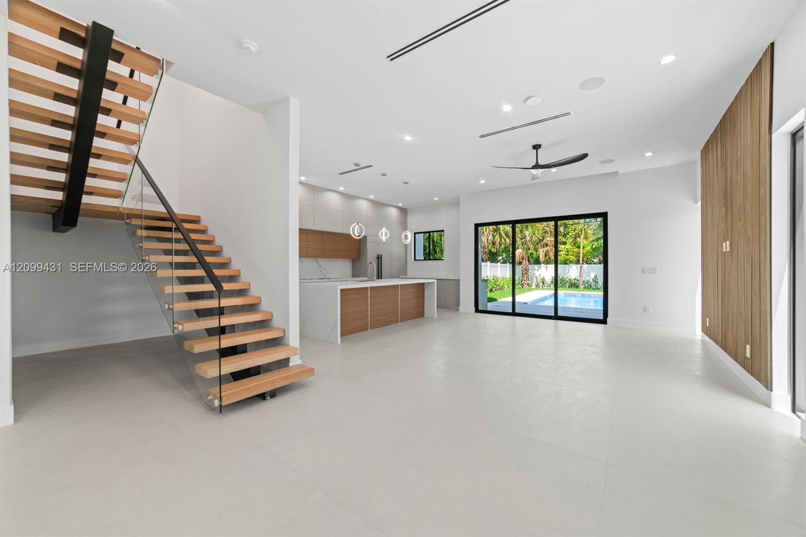 1320 NE 16th Ave #A photo 7