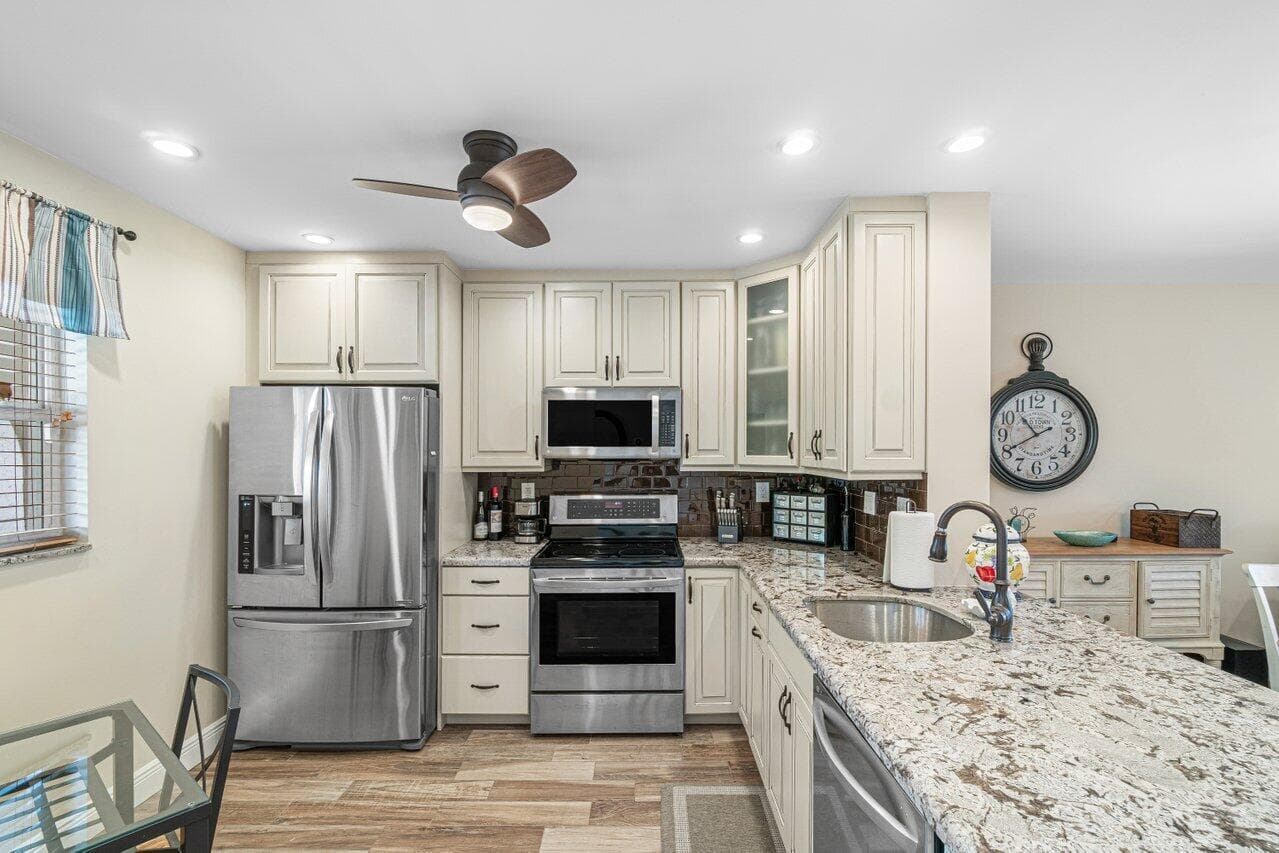 007-250Northeast20thStreet-2300-Boca-FL-