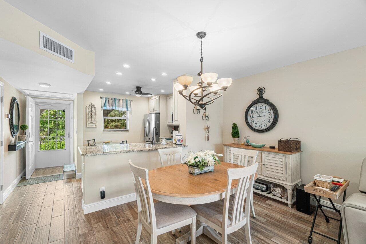 013-250Northeast20thStreet-2300-Boca-FL-