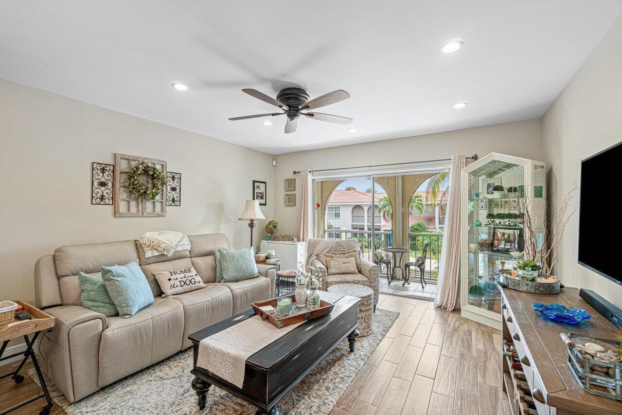 014-250Northeast20thStreet-2300-Boca-FL-