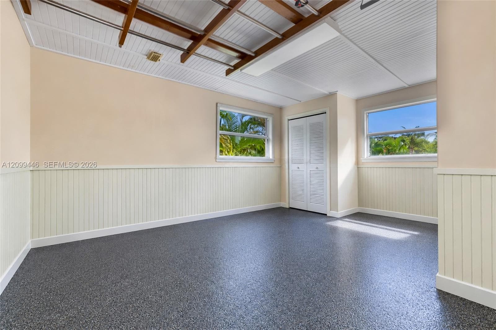 Gym/office above garage