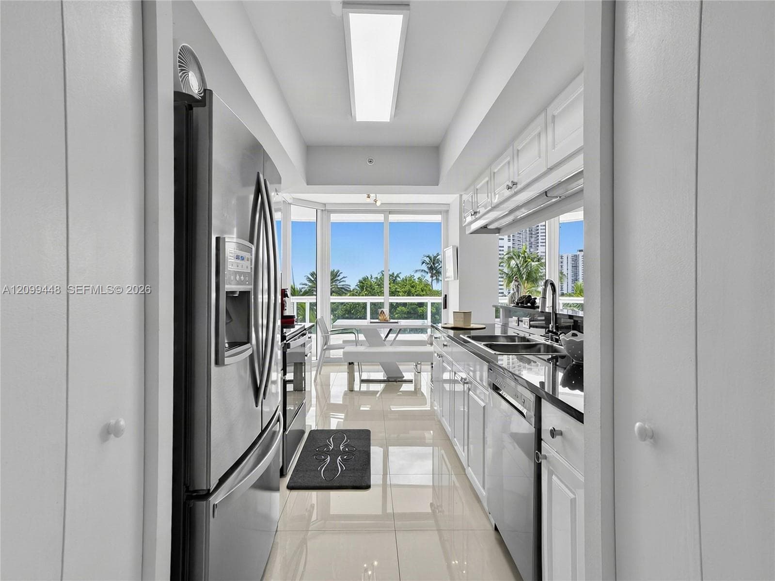 SOUTH TOWER AT THE POINT · #710 in Aventura - Photo 20