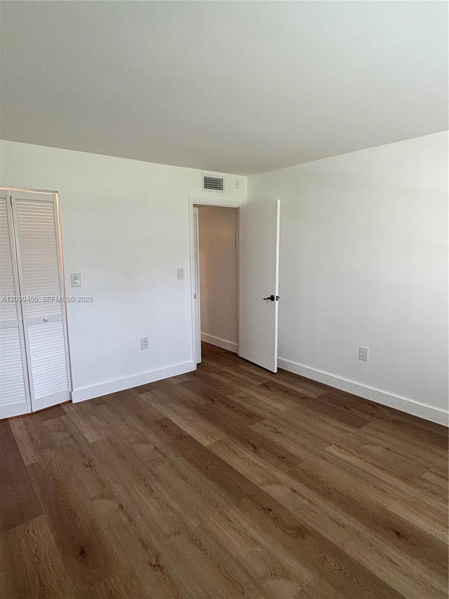 SUNRISE POINT CONDO BLDG · #113 in Pinecrest - Photo 5