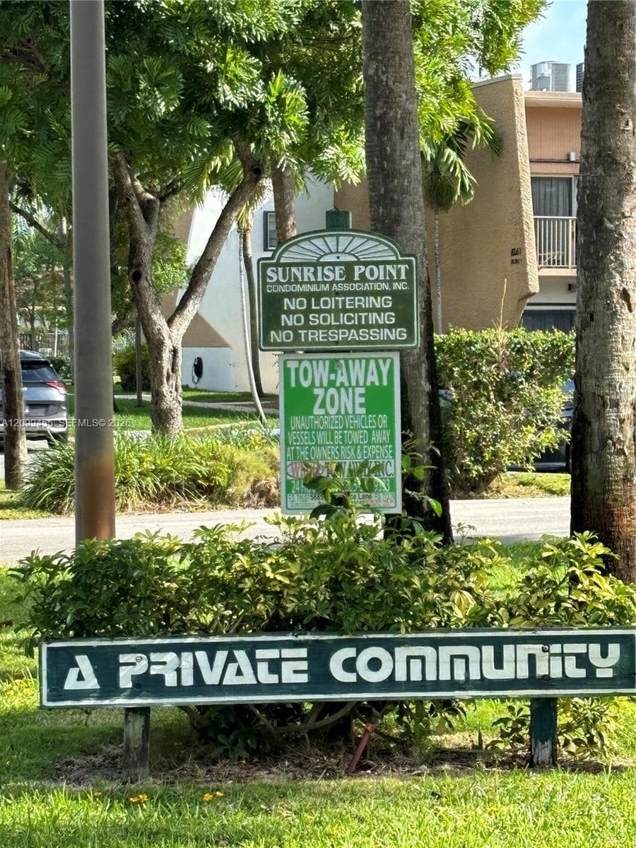 SUNRISE POINT CONDO BLDG · #113 in Pinecrest - Photo 11