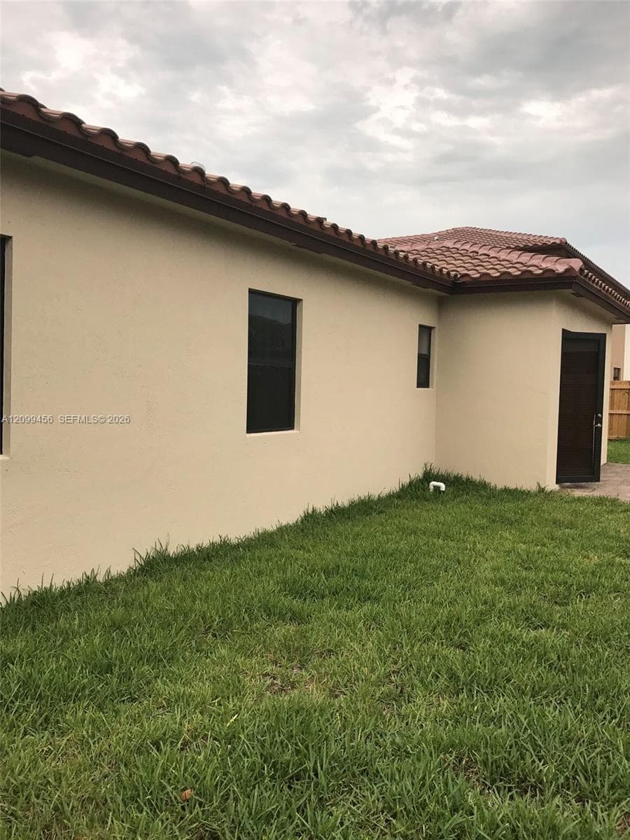 3452 SE 2nd Dr photo 28