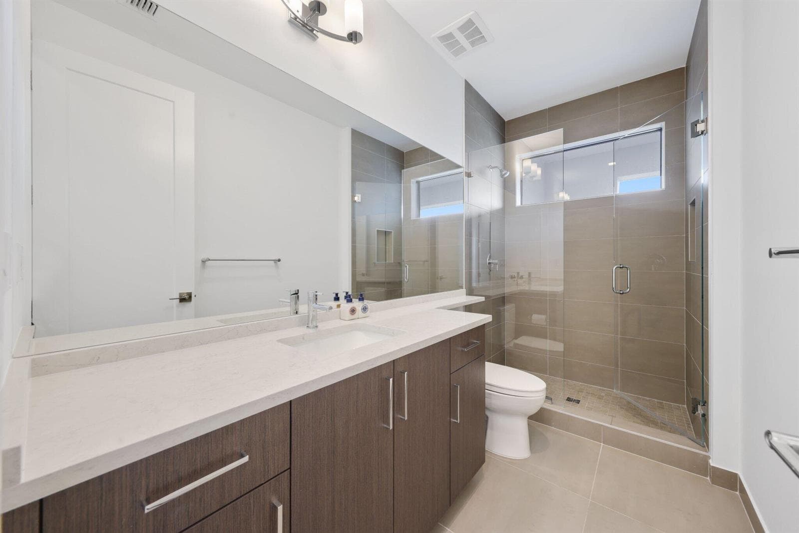 9682 Juniper Bay Ave - 89.jpg-SMALL