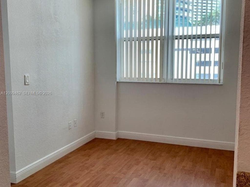 MOON BAY OF MIAMI CONDO · #803 in Miami - Photo 11