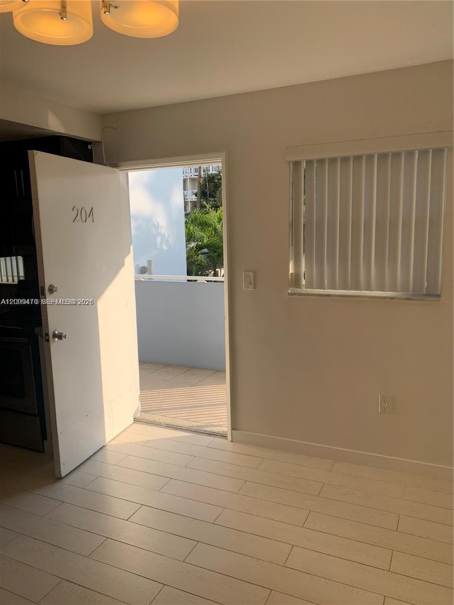 LENOX VIEW CONDOMINIUM · #204 in Miami Beach - Photo 17