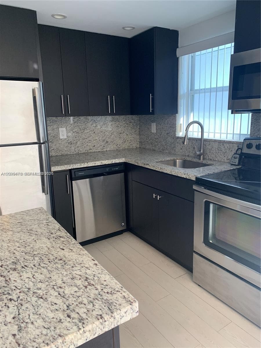 LENOX VIEW CONDOMINIUM · #204 in Miami Beach - Photo 14