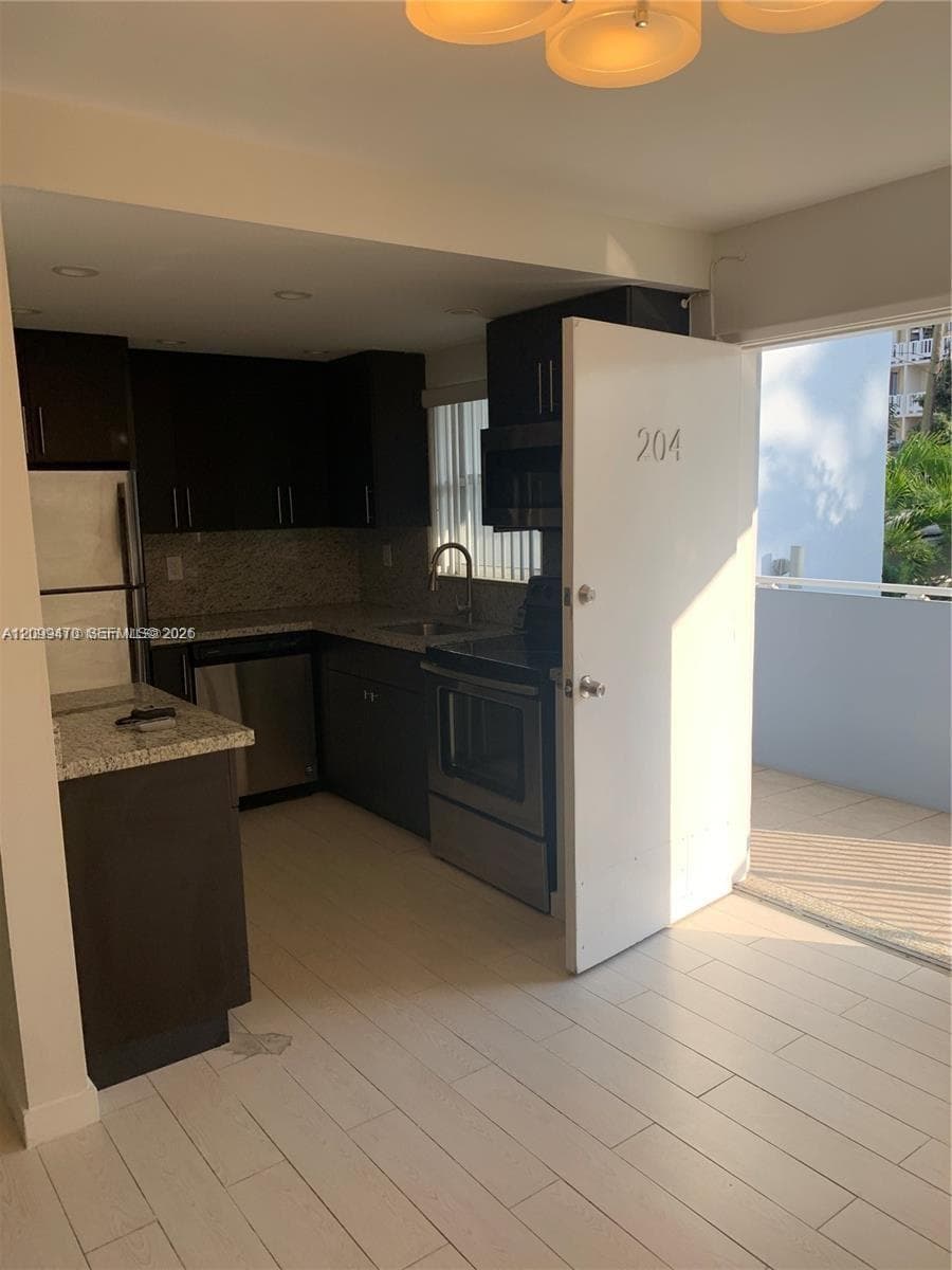 LENOX VIEW CONDOMINIUM · #204 in Miami Beach - Photo 18