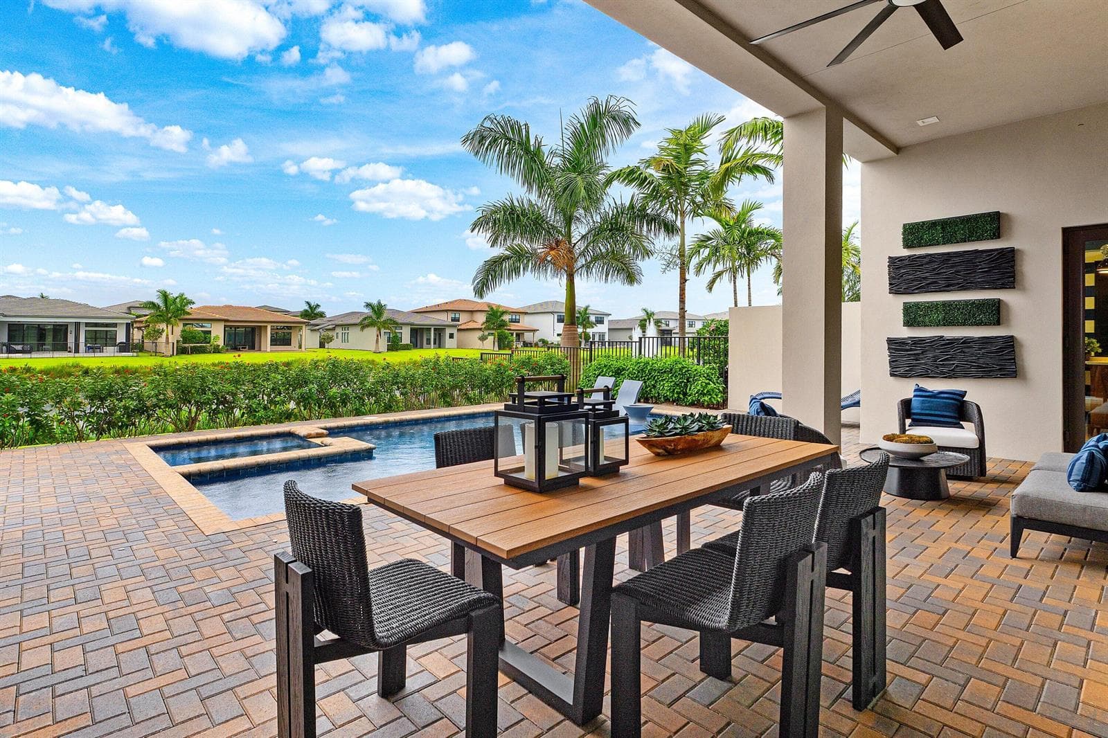 048-20417GrandCascadeAvenue-BocaRaton-FL