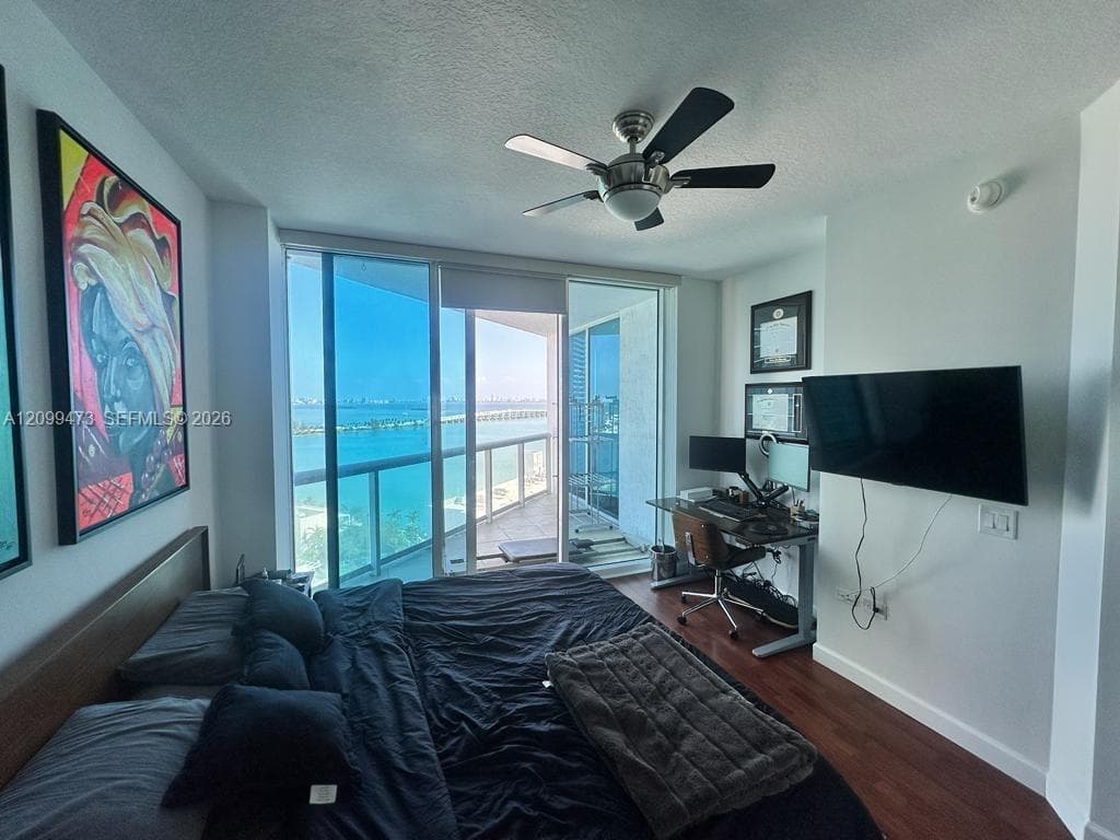 Platinum Condominium · #1704 in Miami - Photo 9