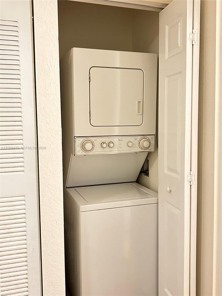 WASHER/DRYER