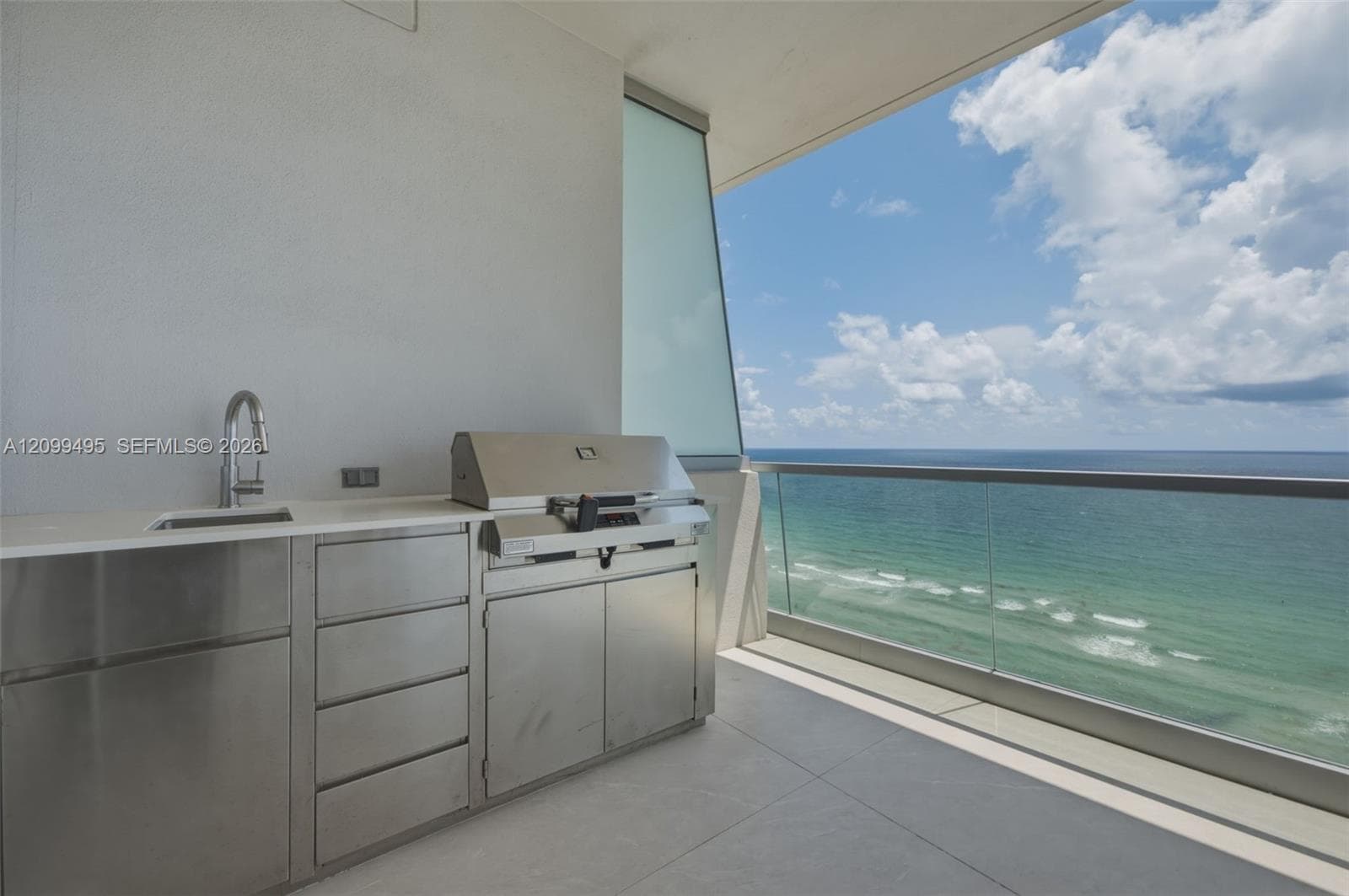 Outdoor kitchen