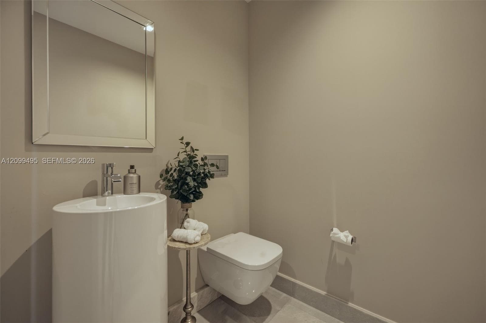 Powder room.