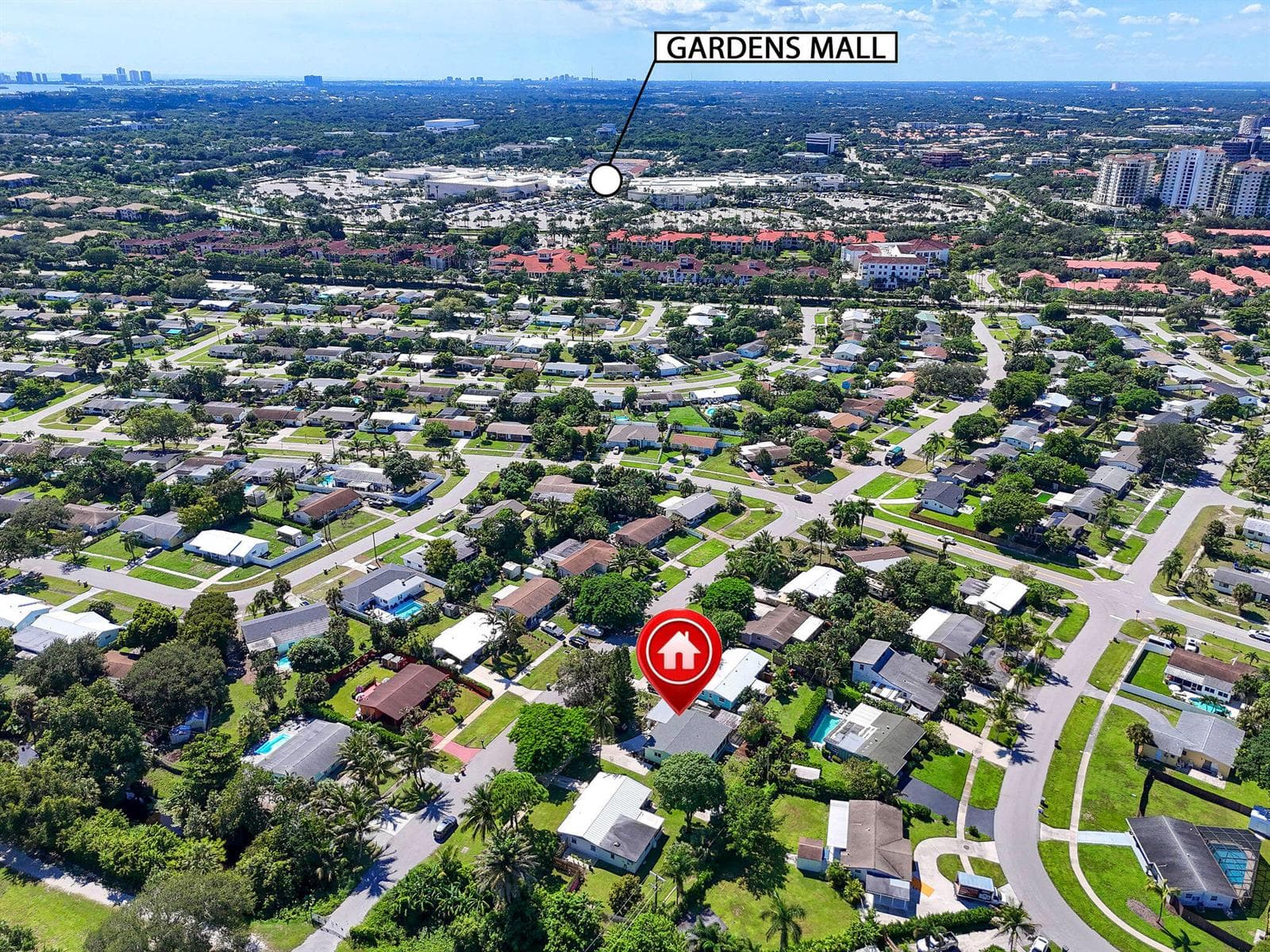 12229ColonyAve Close to Gardens Mall