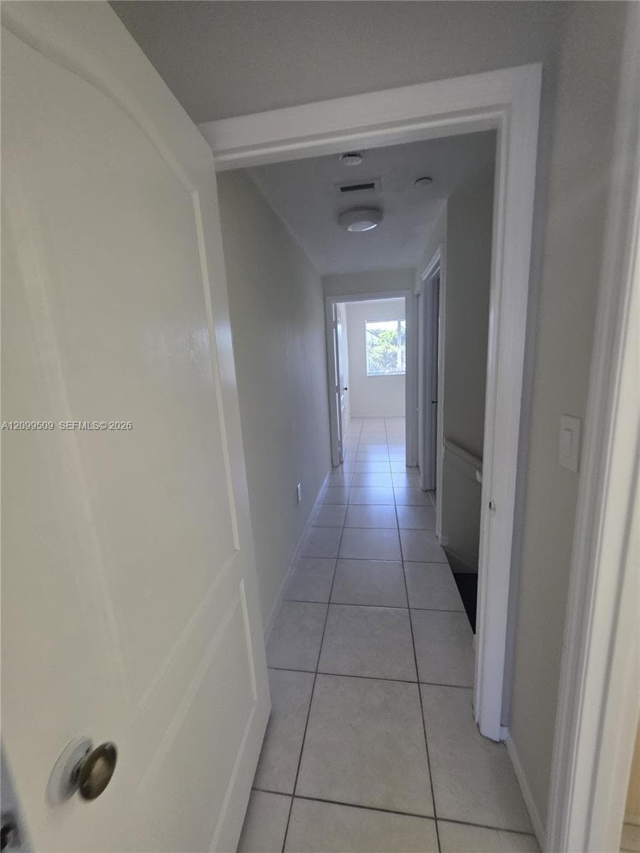 THE SHAMROCK CONDO · #202 in Miami - Photo 11