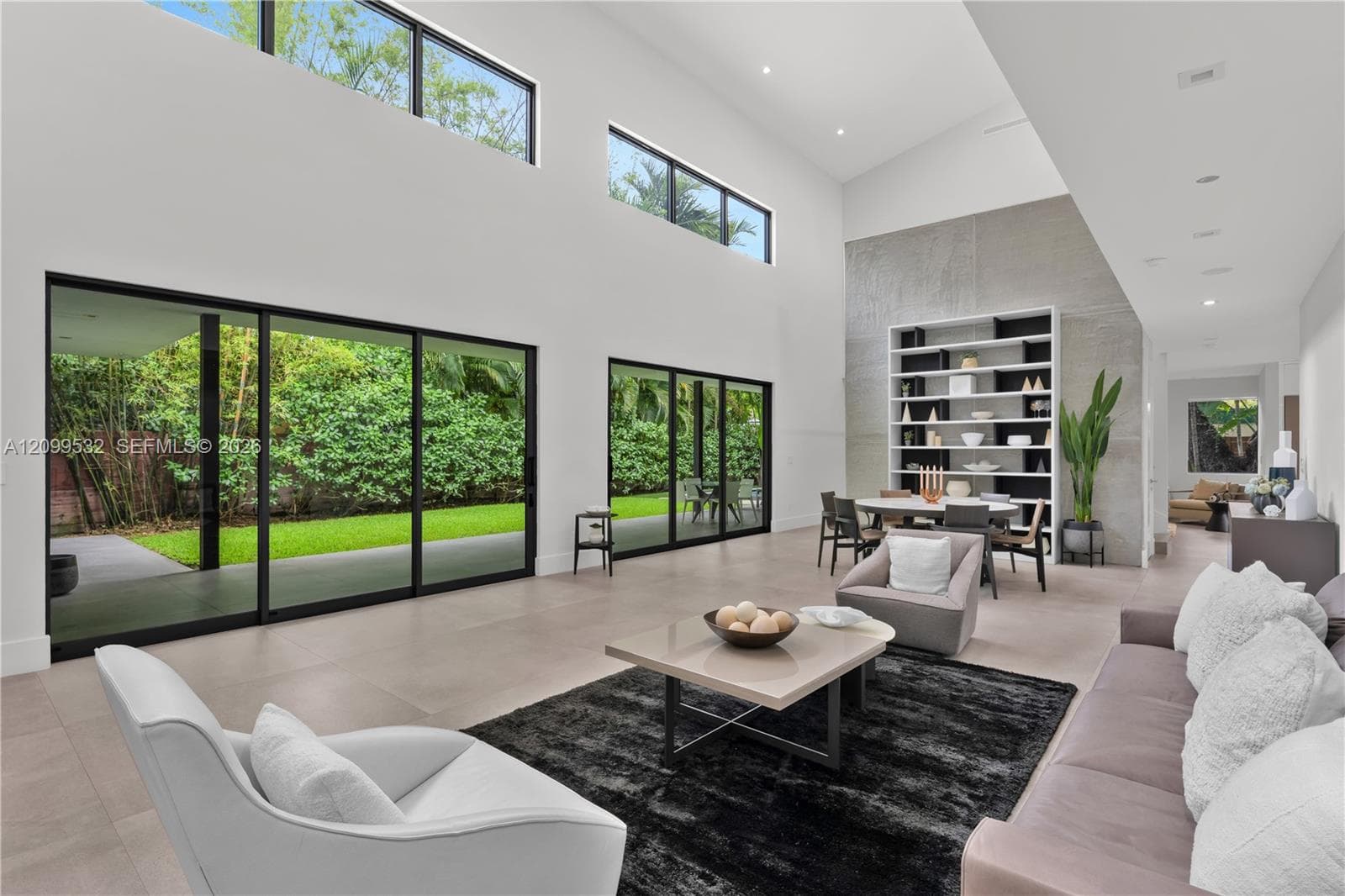 10 Samana Dr photo 2