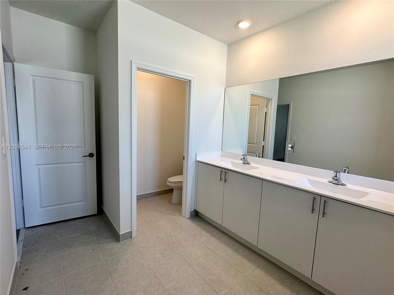 13030 SW 232nd Ter photo 15