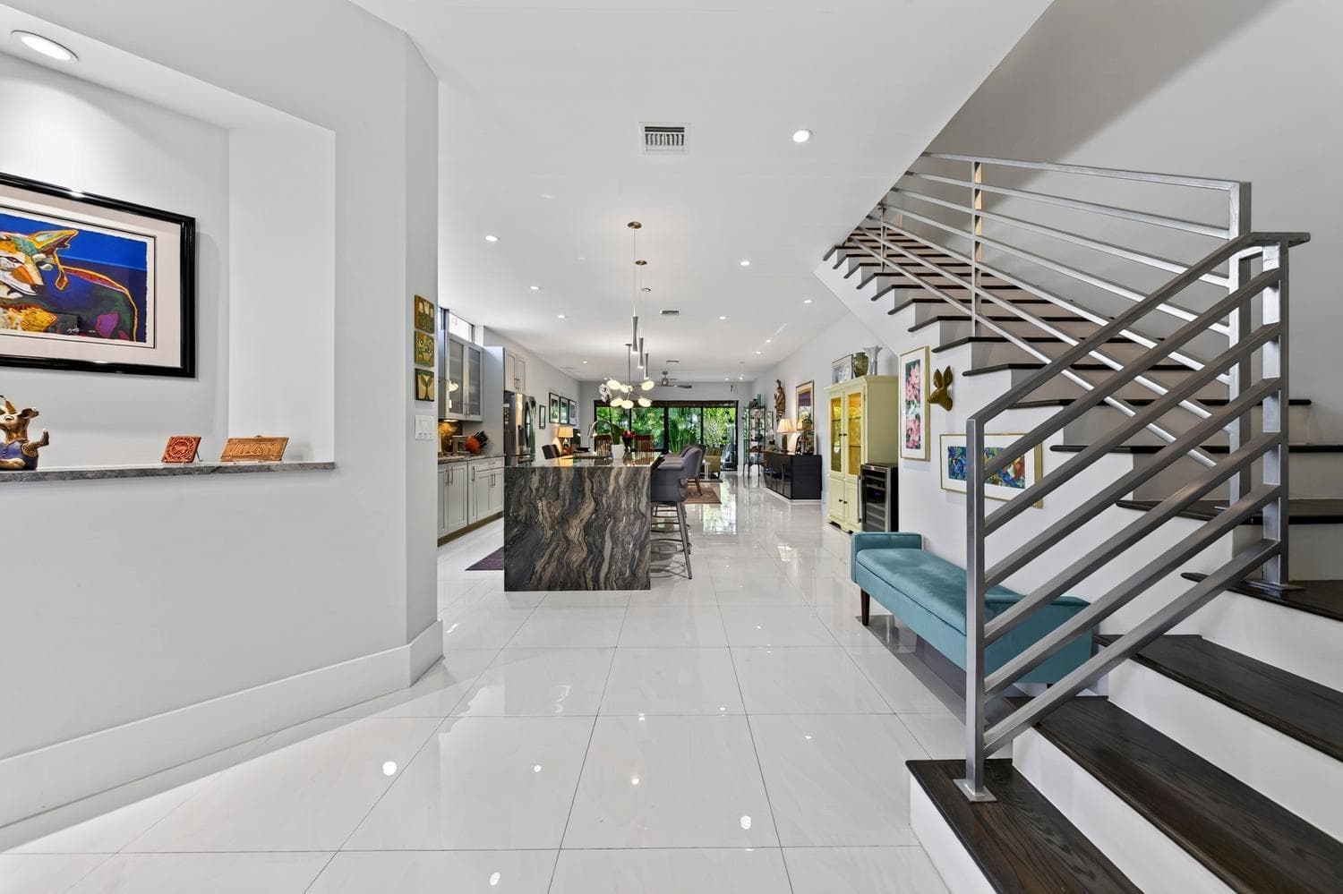 021-040-Foyer-1500x1000