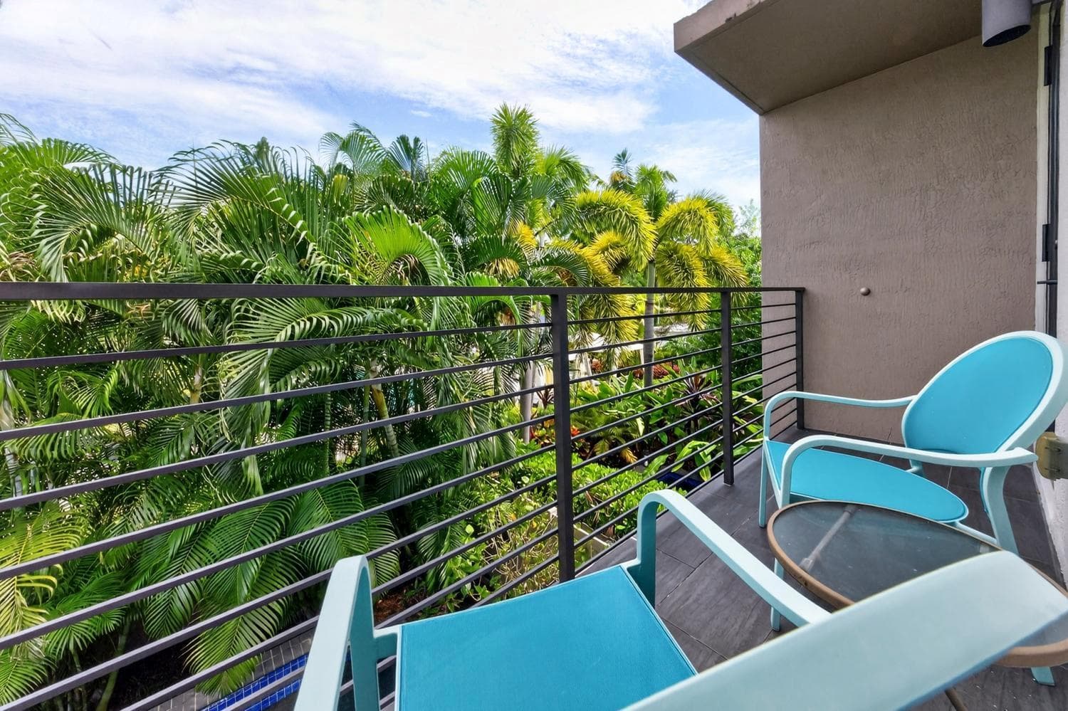 047-049-Balcony-1500x1000