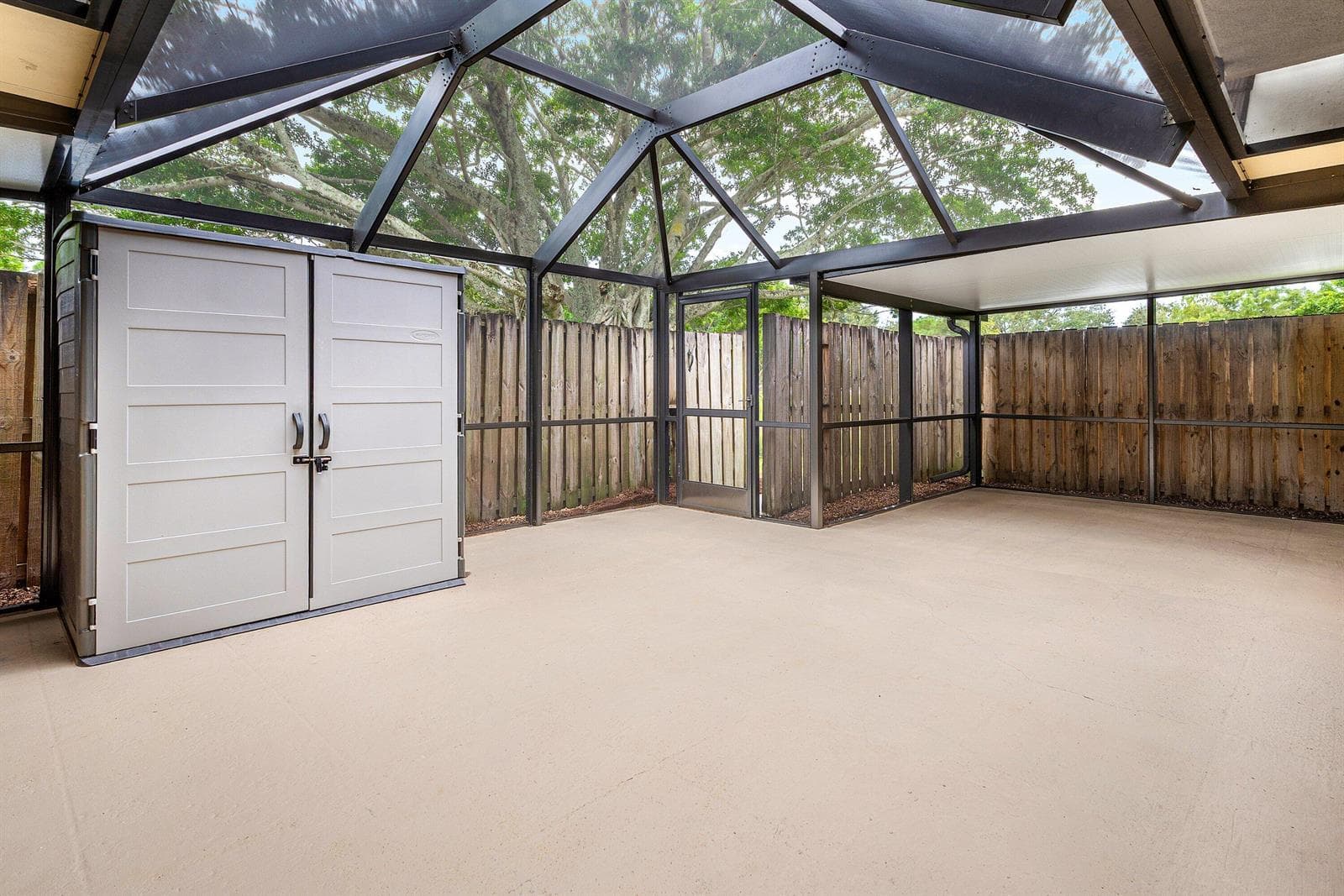 Patio - Premium Location