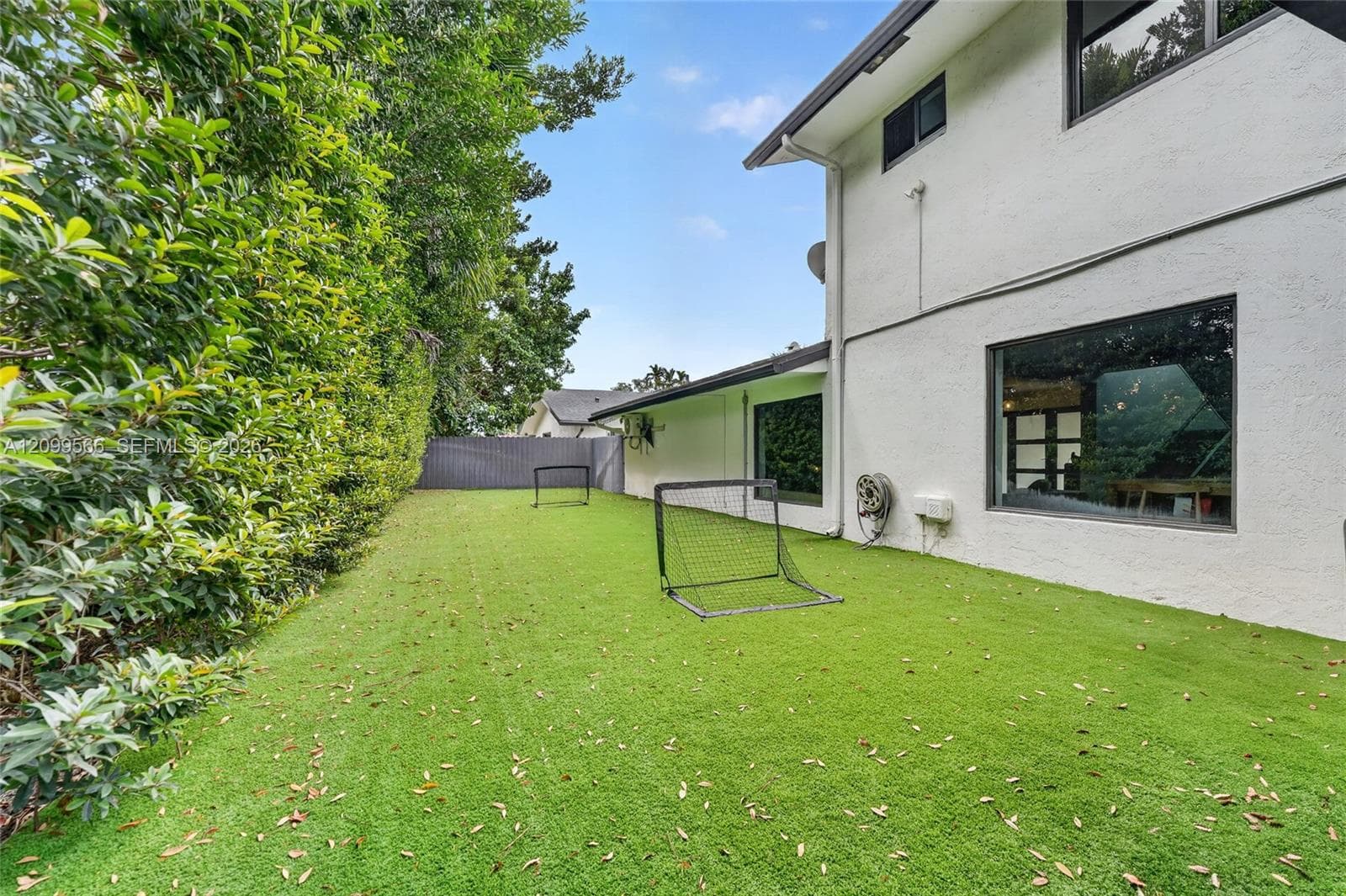 spacious side yard