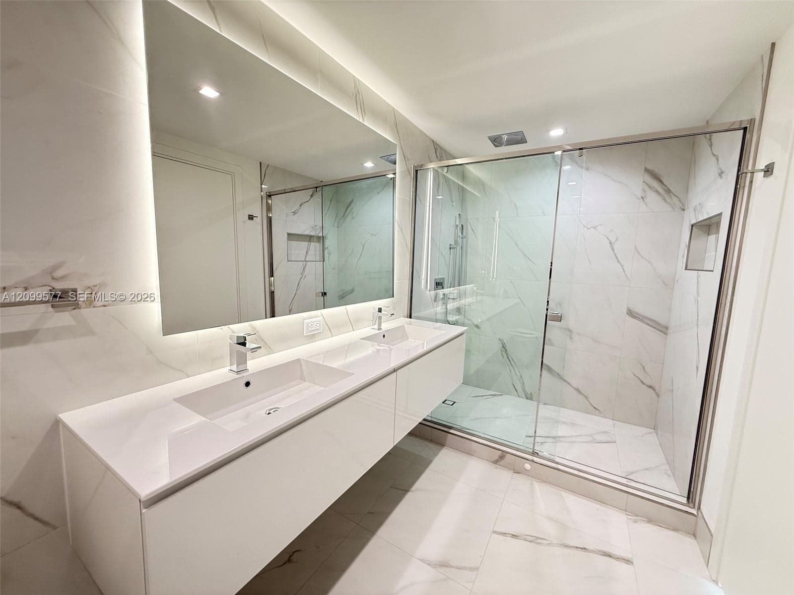 Oasis Hallandale · #1407 in Hallandale Beach - Photo 7