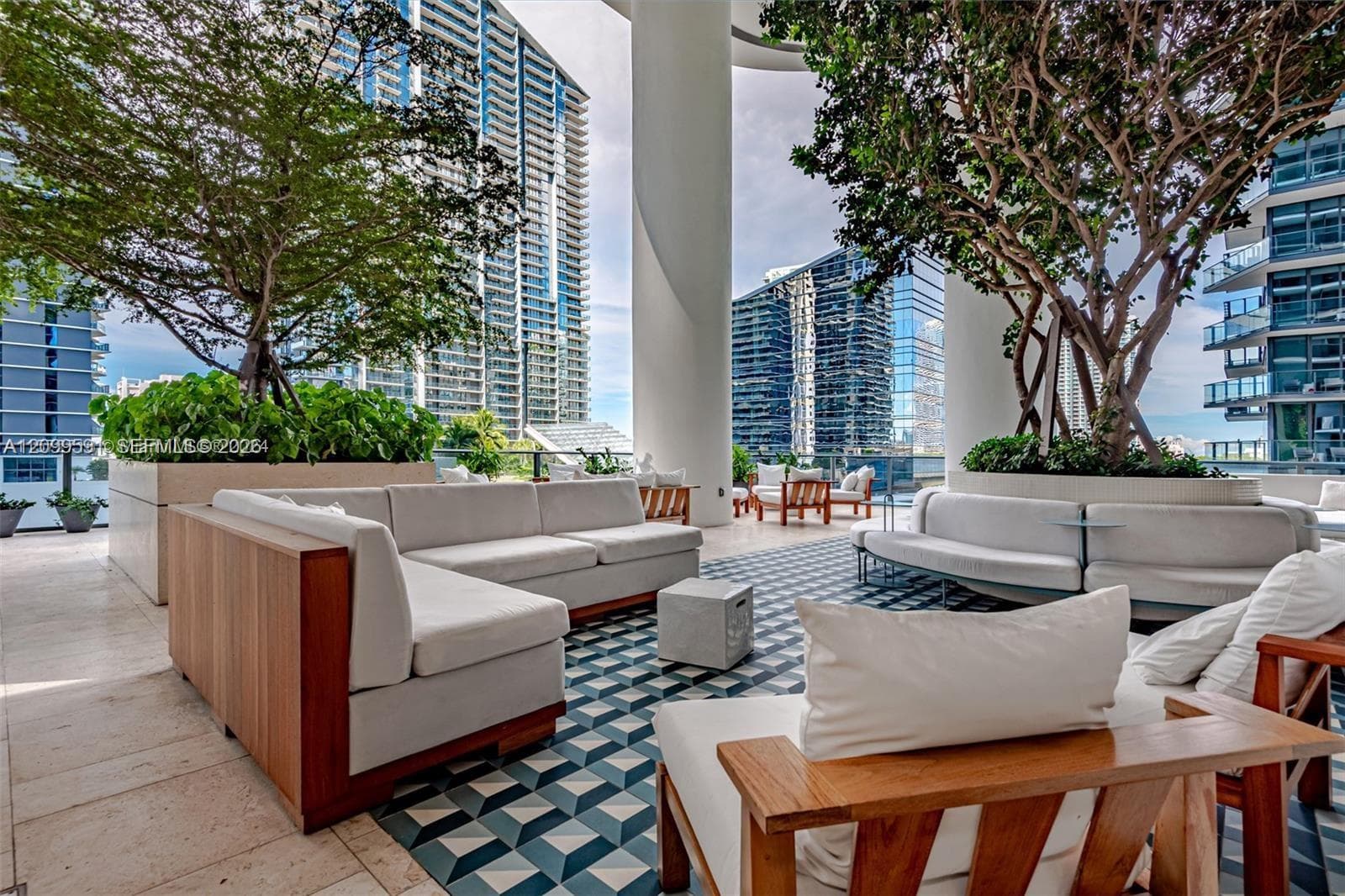 SLS Lux · #1408 in Miami - Photo 13
