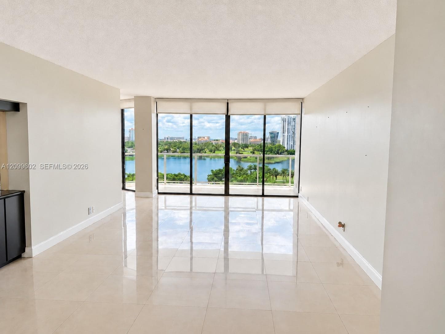 Hamptons West · #809 in Aventura - Photo 8